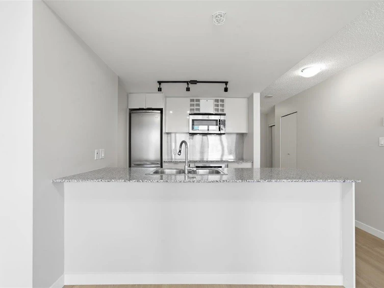 1605-788 Hamilton Street, Vancouver, BC, V6B 0E9 - 9