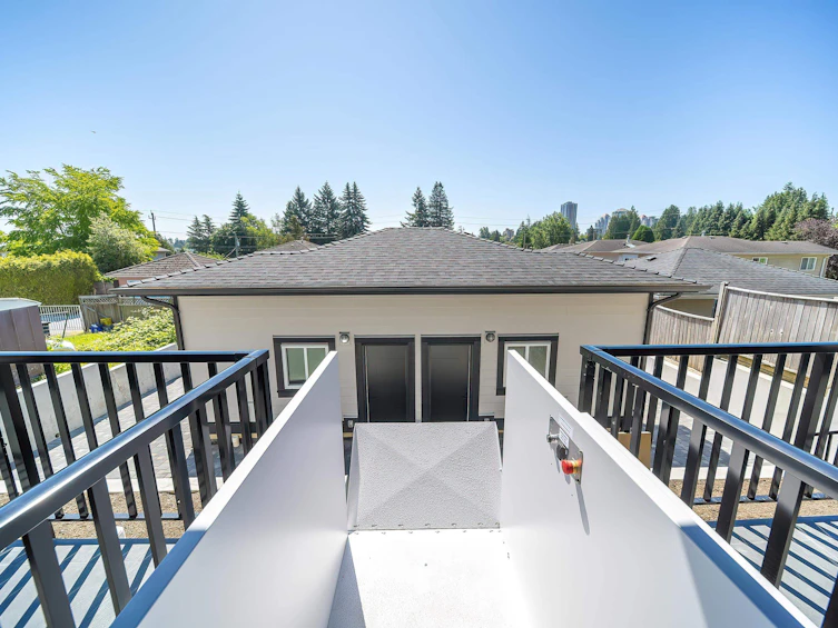 8012 11th Avenue, Burnaby, BC, V3N 2N7 - 19