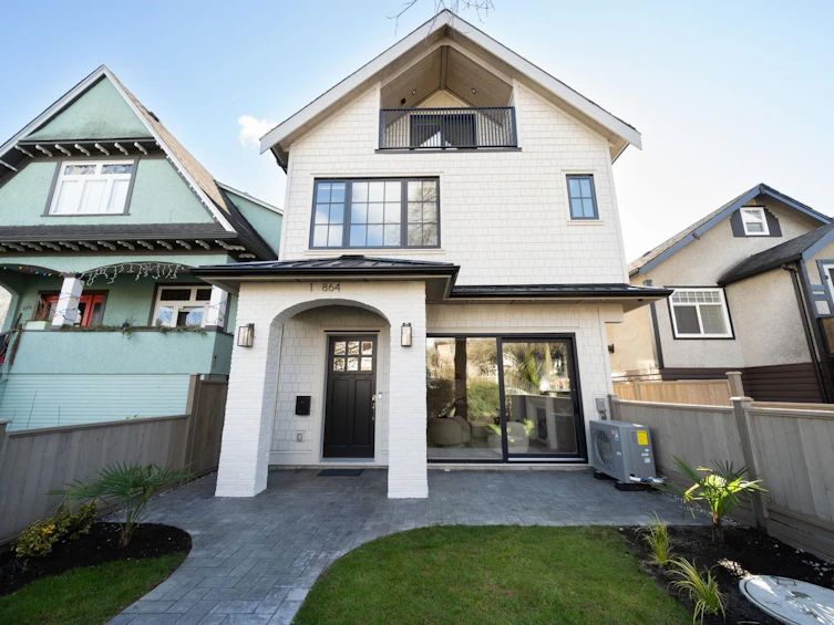 1-864 E 16th Avenue, Vancouver, BC, V5T 2V6 - 28