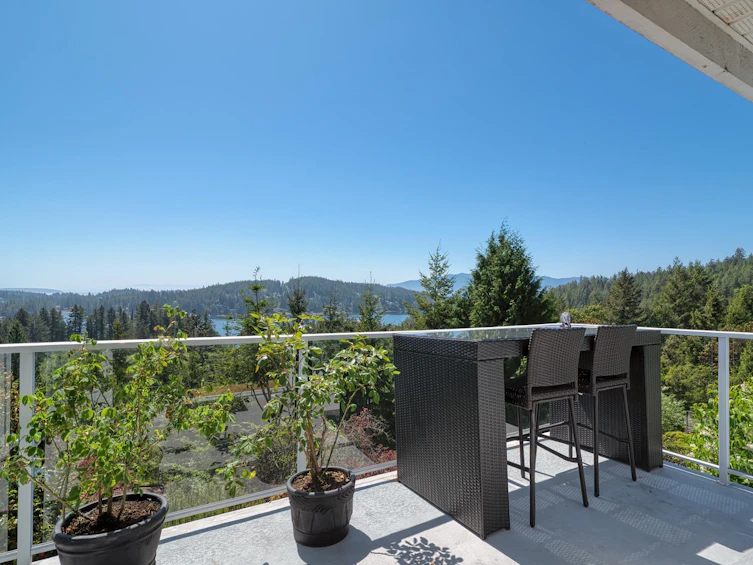 4723 Hotel Lake Road, Pender Harbour Egmont, BC, V0N 1S1 - 12