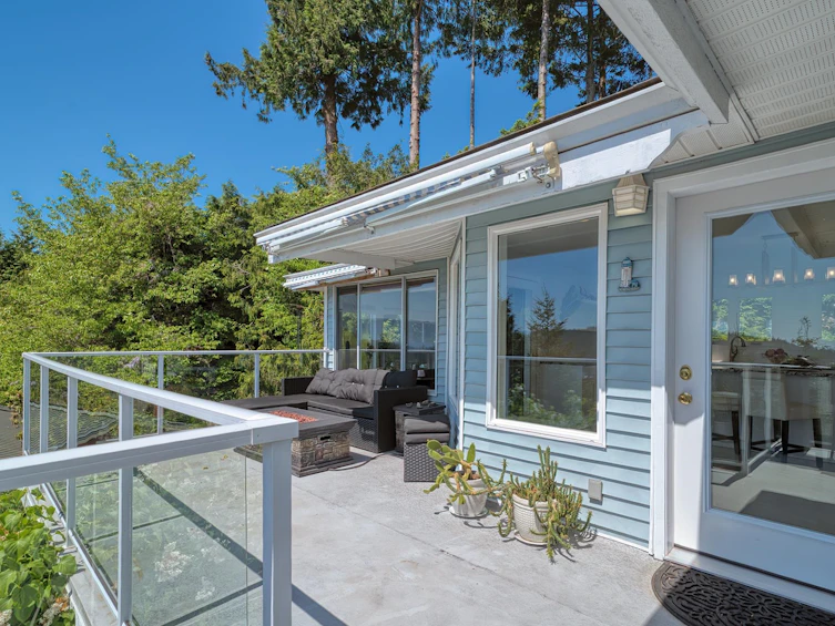 4723 Hotel Lake Road, Pender Harbour Egmont, BC, V0N 1S1 - 13