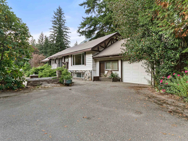 63491 Flood Hope Road, Hope, BC, V0X 1L2 - 35