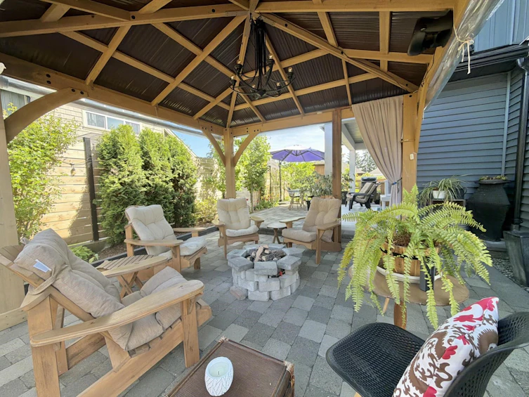 766 Cooper Lane, Gibsons, BC, V0N 1V7 - 23