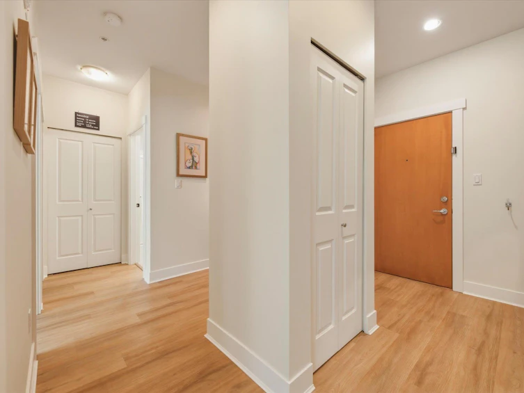 308-1111 E 27th Street, North Vancouver, BC, V7J 1S3 - 16
