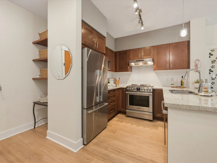 308-1111 E 27th Street, North Vancouver, BC, V7J 1S3 - 11