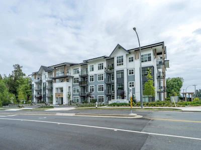 102-33920 Best Avenue - 3