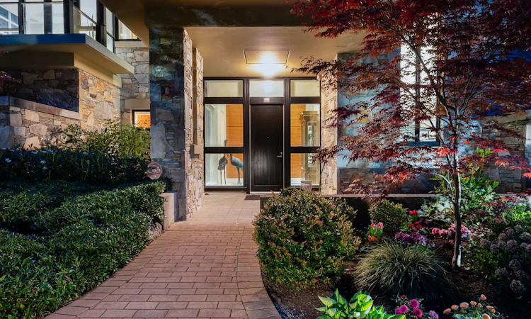 PH2-2245 Twin Creek Place