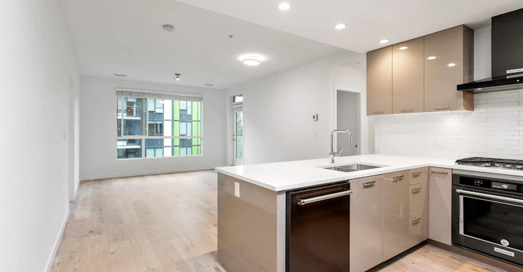 301-3581 Ross Drive, Vancouver, BC, V6S 0K5 - 5
