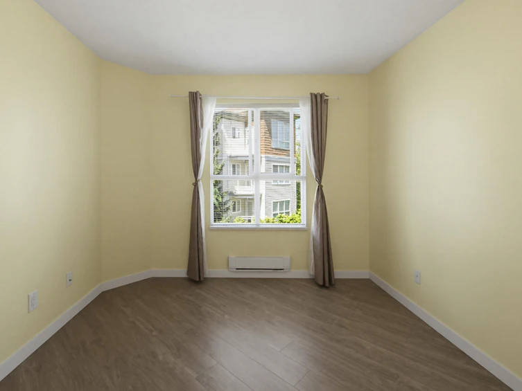 303-10186 155 Street, Surrey, BC, V3R 0R6 - 21