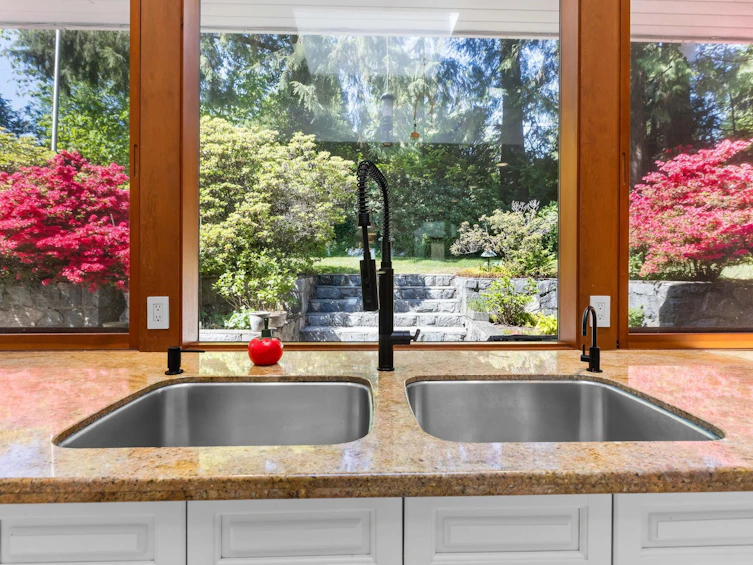 537 Eastcot Road, West Vancouver, BC, V7S 1E5 - 16