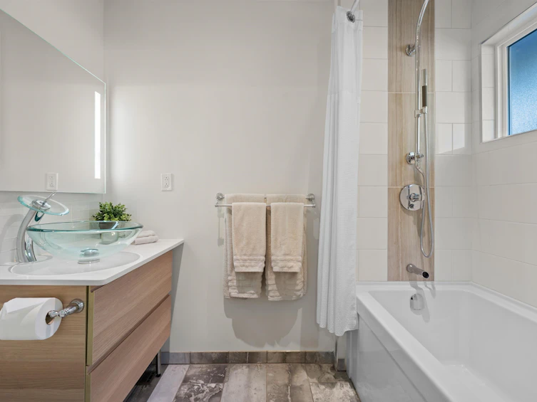 906 Strathaven Drive, North Vancouver, BC, V7H 2J9 - 22