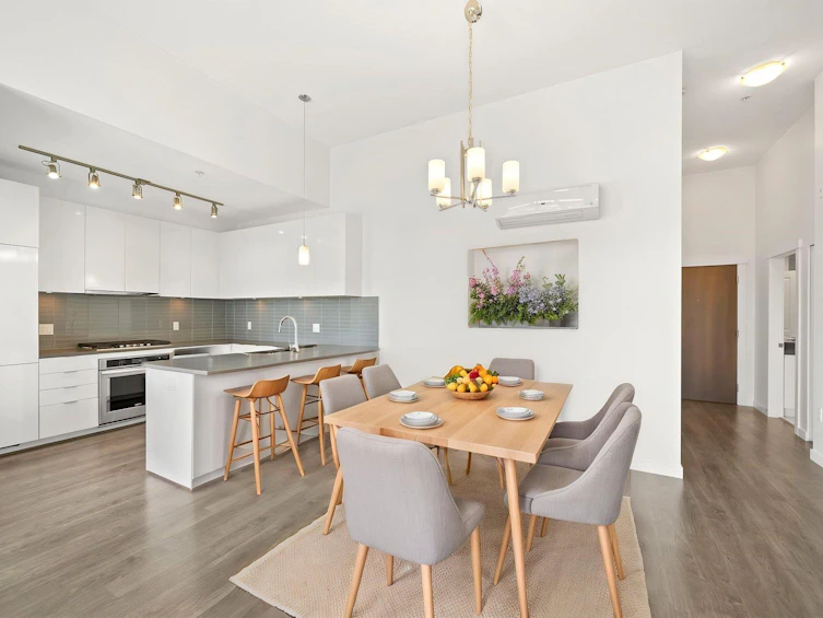 518-9311 Alexandra Road, Richmond, BC, V6X 0L8 - 2
