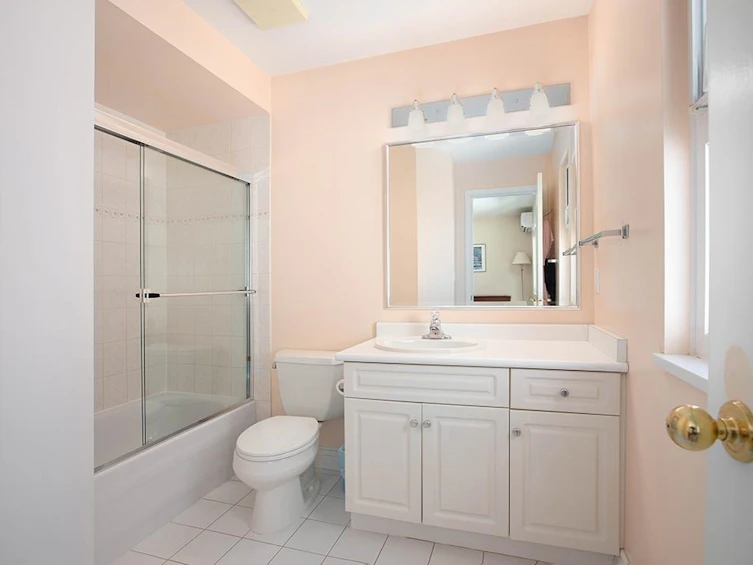 2933 Waterloo Street, Vancouver, BC, V6R 3J4 - 16