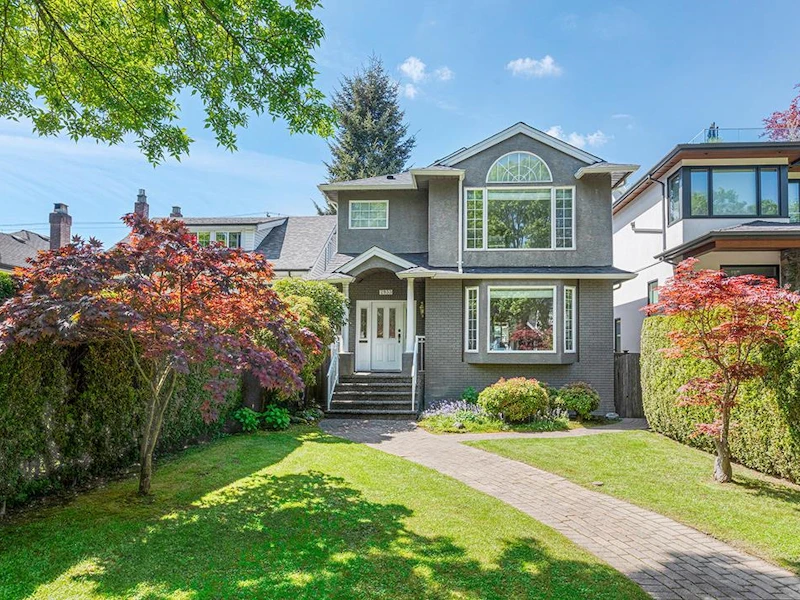 2933 Waterloo Street, Vancouver BC V6R 3J4