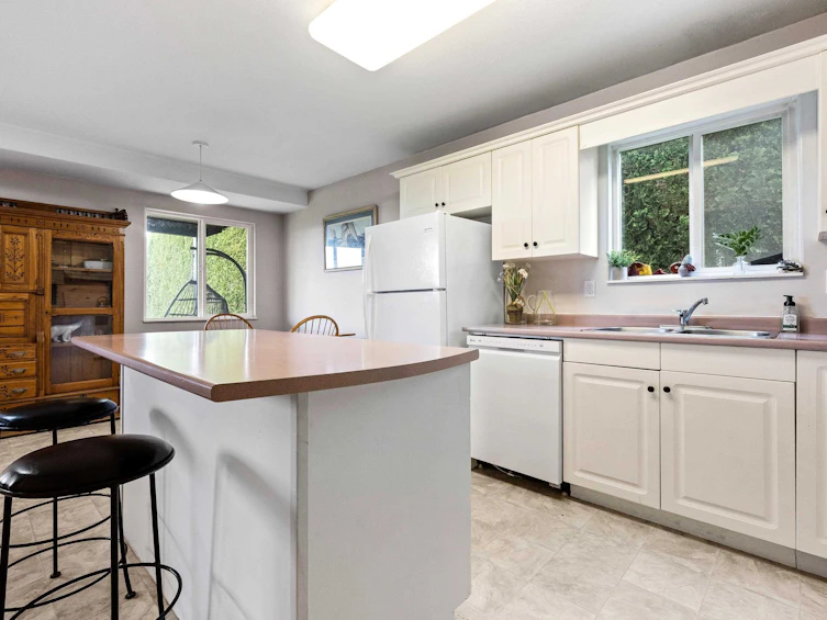 46733 Sylvan Drive, Chilliwack, BC, V2R 4E9 - 33