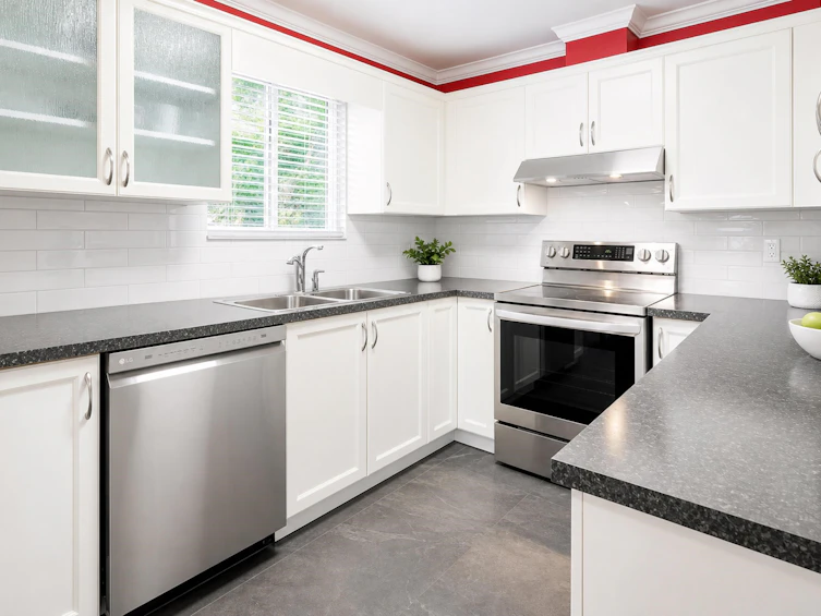 106-19121 Ford Road, Pitt Meadows, BC, V3Y 2N2 - 9