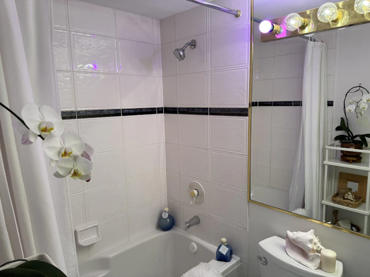 311-1630 W 1st Avenue, Vancouver, BC, V6J 1G1 - 9