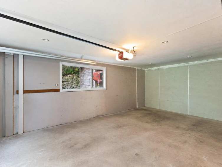 5566 Gallagher Place, West Vancouver, BC, V7W 1N9 - 25