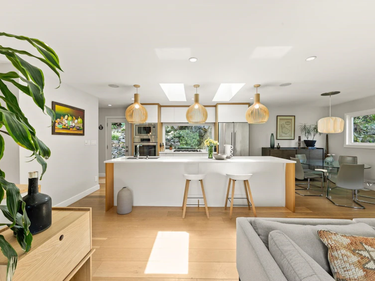5566 Gallagher Place, West Vancouver, BC, V7W 1N9 - 3