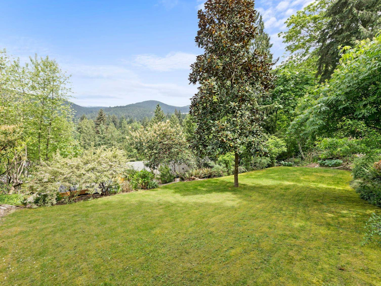 5566 Gallagher Place, West Vancouver, BC, V7W 1N9 - 28