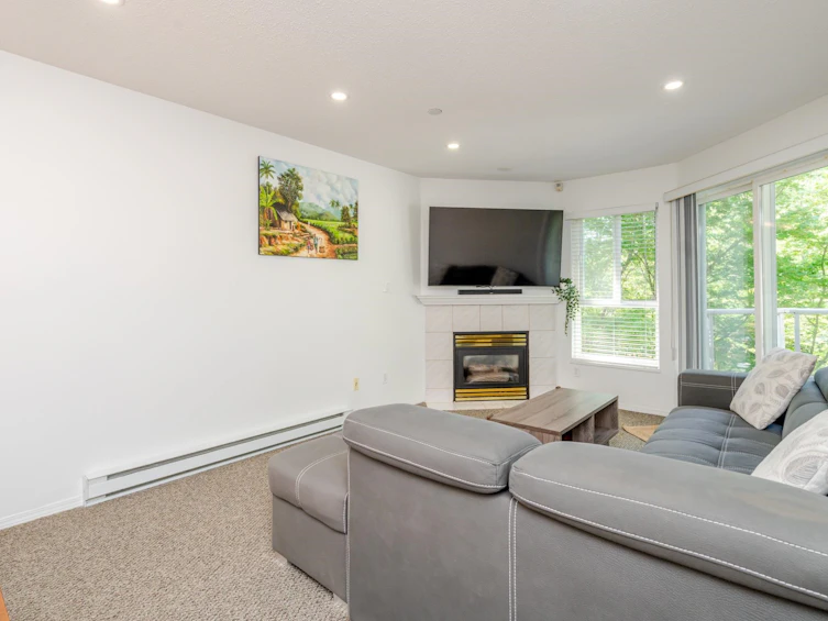 303-16137 83 Avenue, Surrey, BC, V4N 0N1 - 6