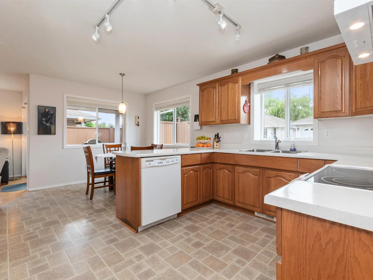 44-46485 Airport Road, Chilliwack, BC, V2P 7Y1 - 11