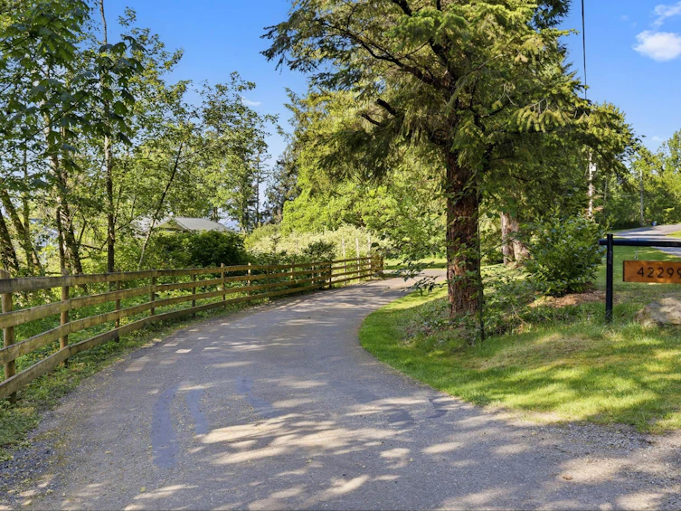 42299 Highland Drive, Chilliwack, BC, V2R 5H2 - 37