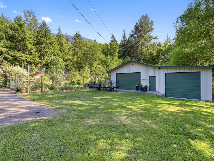 42299 Highland Drive, Chilliwack, BC, V2R 5H2 - 3