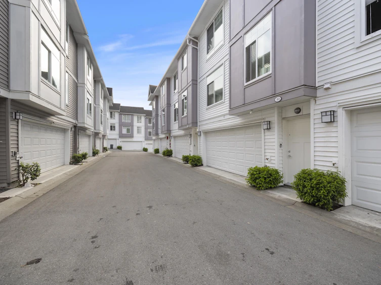53-11267 133 Street, Surrey, BC, V3R 0E3 - 4