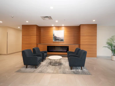 314-225 Newport Drive - 3