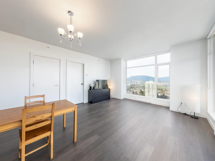 2110-4670 Assembly Way, Burnaby, BC, V5H 0H3 - 11