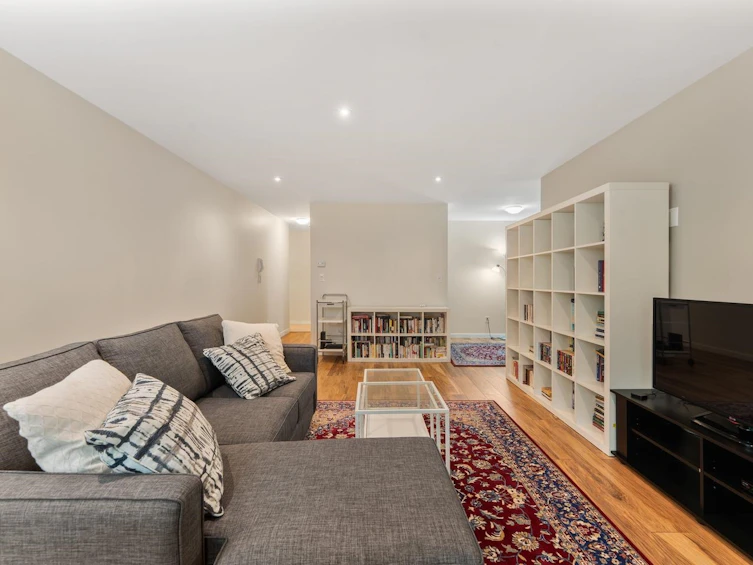 305-1611 E 3rd Avenue, Vancouver, BC, V5N 1H1 - 3
