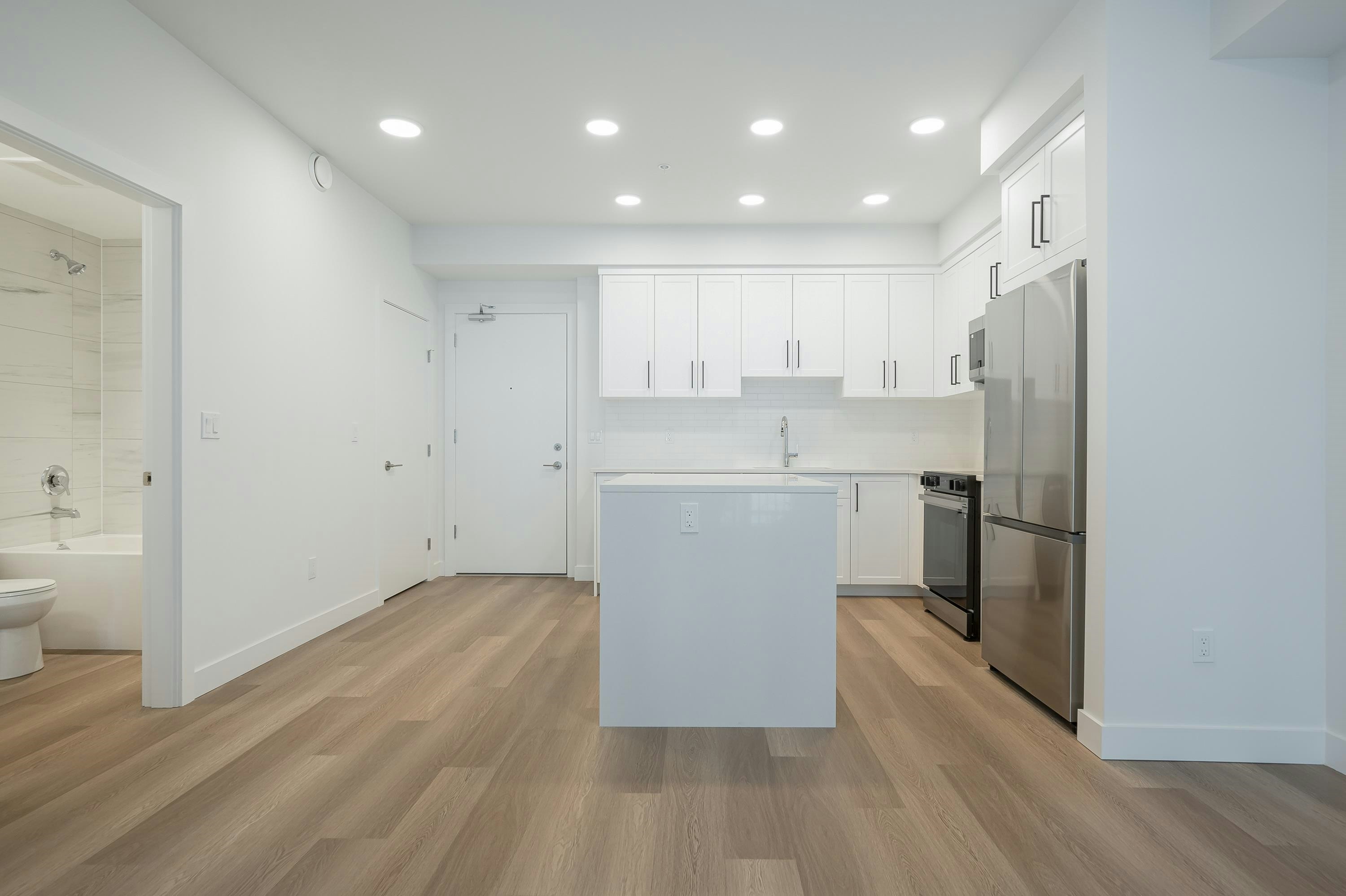 306-33820 South Fraser Way - 5