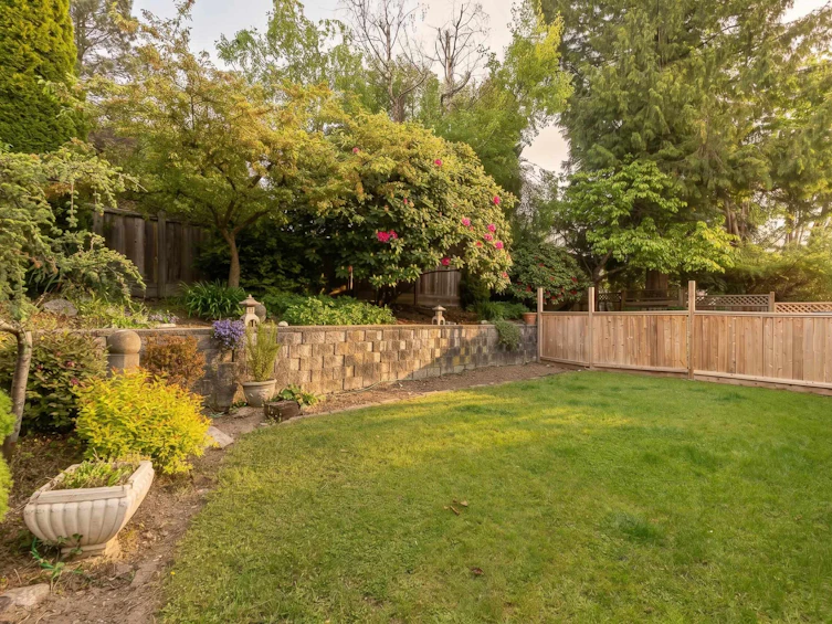 8029 Westlake Street, Burnaby, BC, V5A 2A9 - 26