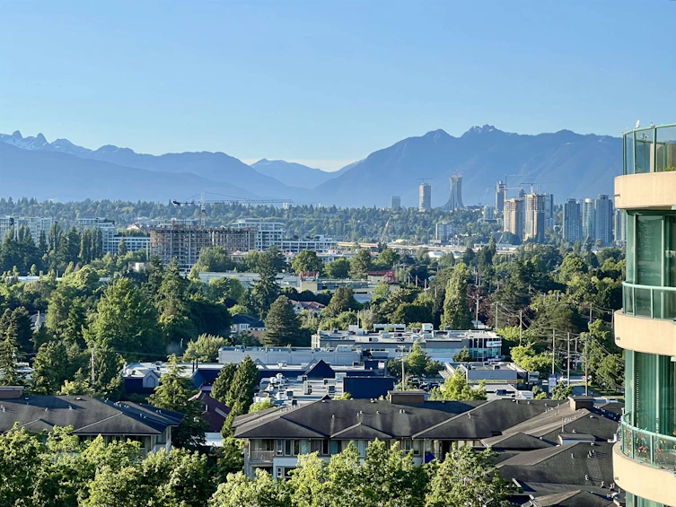 1505-8831 Lansdowne Road, Richmond, BC, V6X 3T5