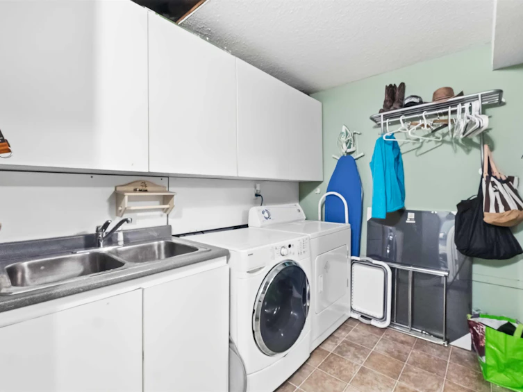 4618 207a Street, Langley, BC, V3A 5N3 - 25