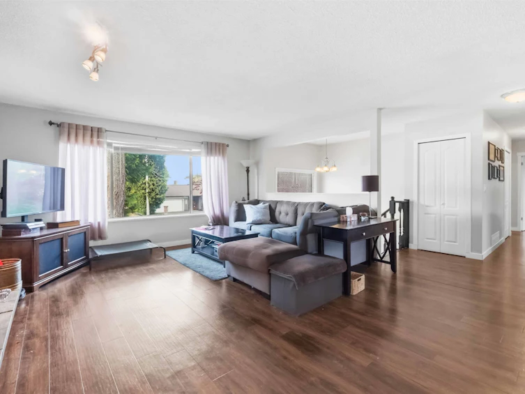4618 207a Street, Langley, BC, V3A 5N3 - 5