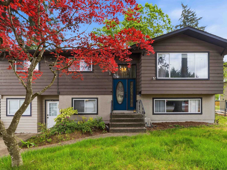 4618 207a Street, Langley, BC, V3A 5N3 - 2