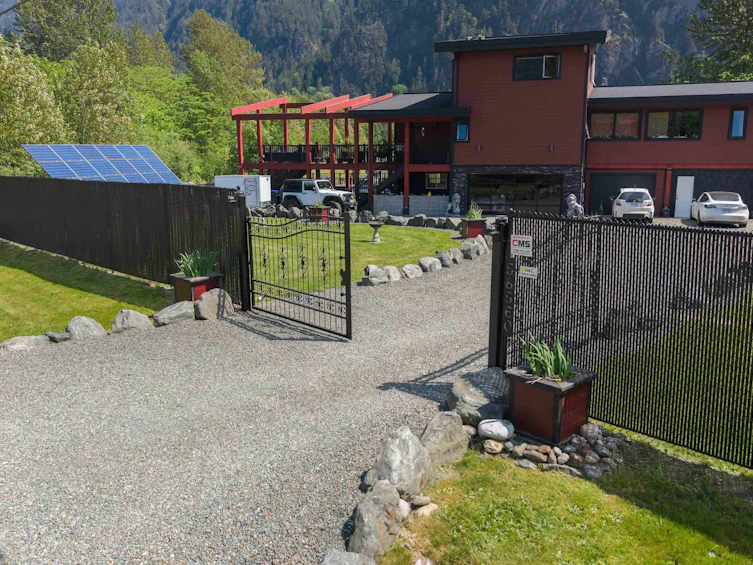 58560 Trans Canada Highway, Hope, BC, V0X 1L2 - 9