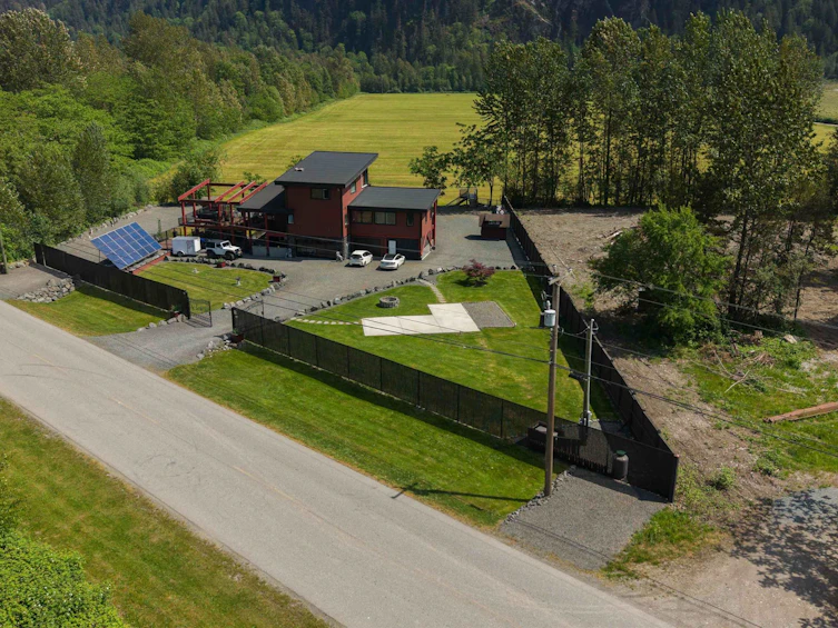 58560 Trans Canada Highway, Hope, BC, V0X 1L2 - 10