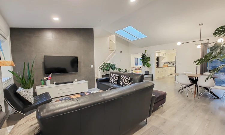 11083 Prospect Drive