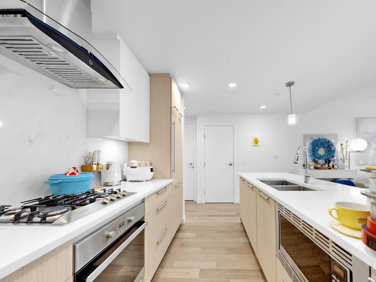 304-4963 Cambie Street, Vancouver, BC, V5Z 0H5 - 7