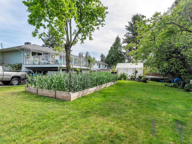 13890 Blackburn Avenue, Surrey, BC, V4B 2Z2 - 24