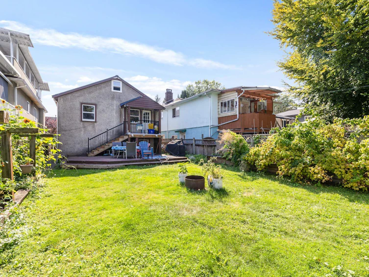 1341 E 29th Avenue, Vancouver, BC, V5V 2T4 - 30