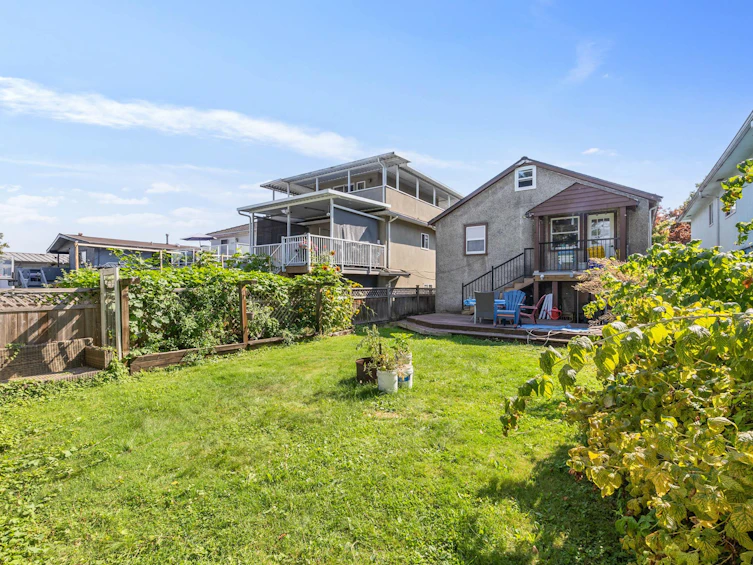 1341 E 29th Avenue, Vancouver, BC, V5V 2T4 - 28