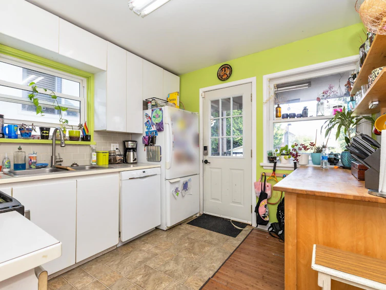 1341 E 29th Avenue, Vancouver, BC, V5V 2T4 - 9