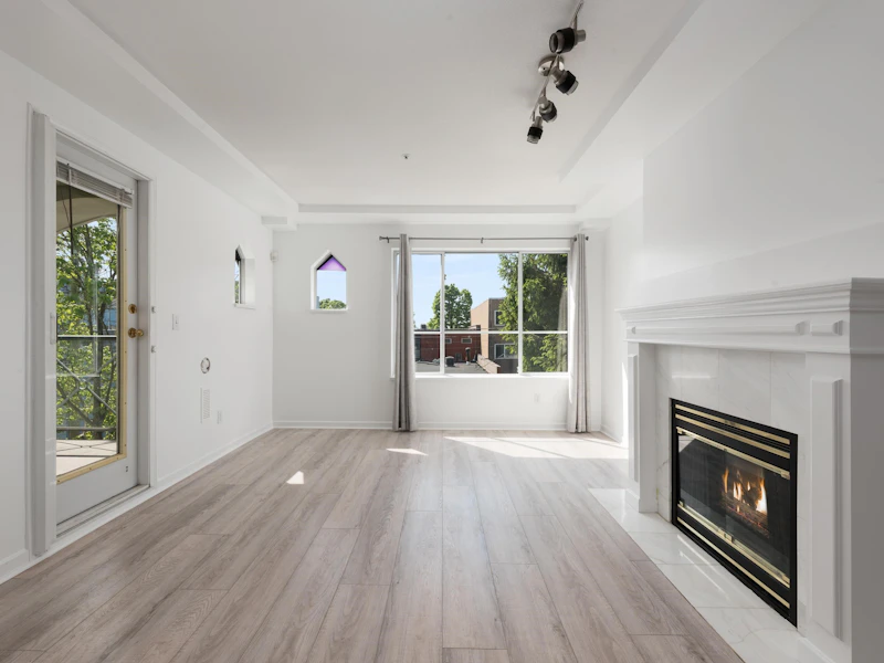 304 - 6475 Chester Street, Vancouver BC V5W 4B7