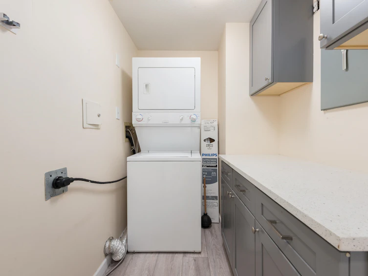 304-6475 Chester Street, Vancouver, BC, V5W 4B7 - 12