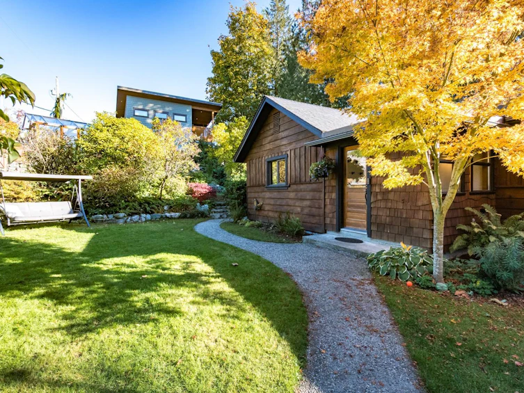 5201 Havies Road, Sechelt, BC, V7Z 0B9 - 4
