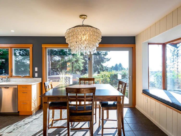 5201 Havies Road, Sechelt, BC, V7Z 0B9 - 15